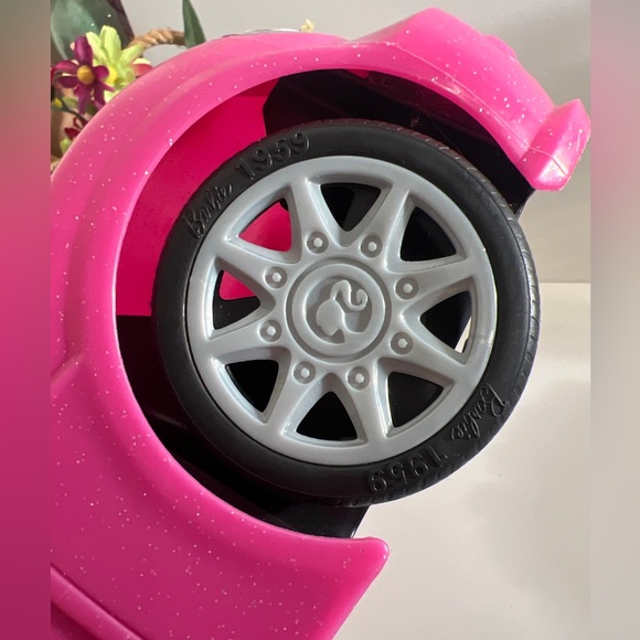 A Lot Of 2 Barbie Items 2014 mattel battery operated  horse 2013 Barbie Pink Car - Picture 11 of 15